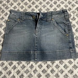 Old Navy Distressed Denim Mini Skirt Size 2